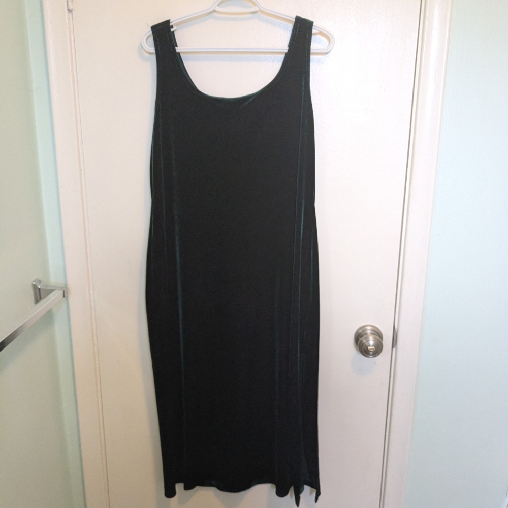 Chic Dark Green Velvet Midi Dress